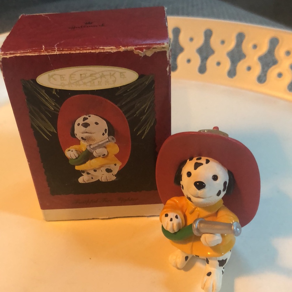 Hallmark 1993 Faithfull Firefighter dalmatian dog Christmas ornament.
